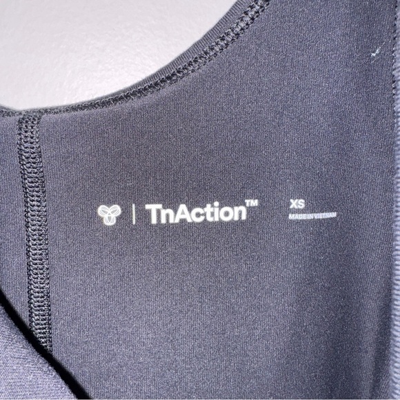TnAction color black TnaLIFE™ Shake-It 5" Romper NWOT XS - Picture 9 of 9